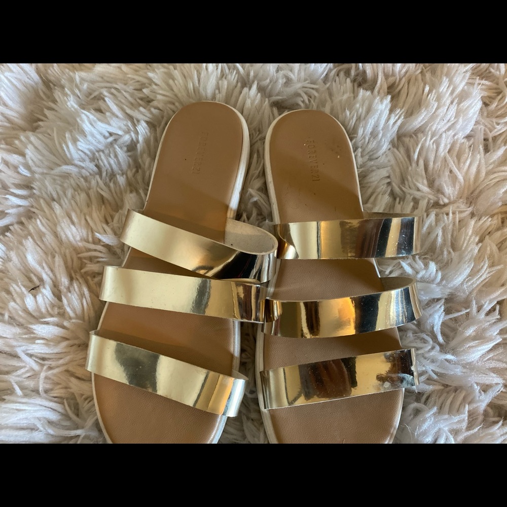 Sandals - Picture 3 of 3
